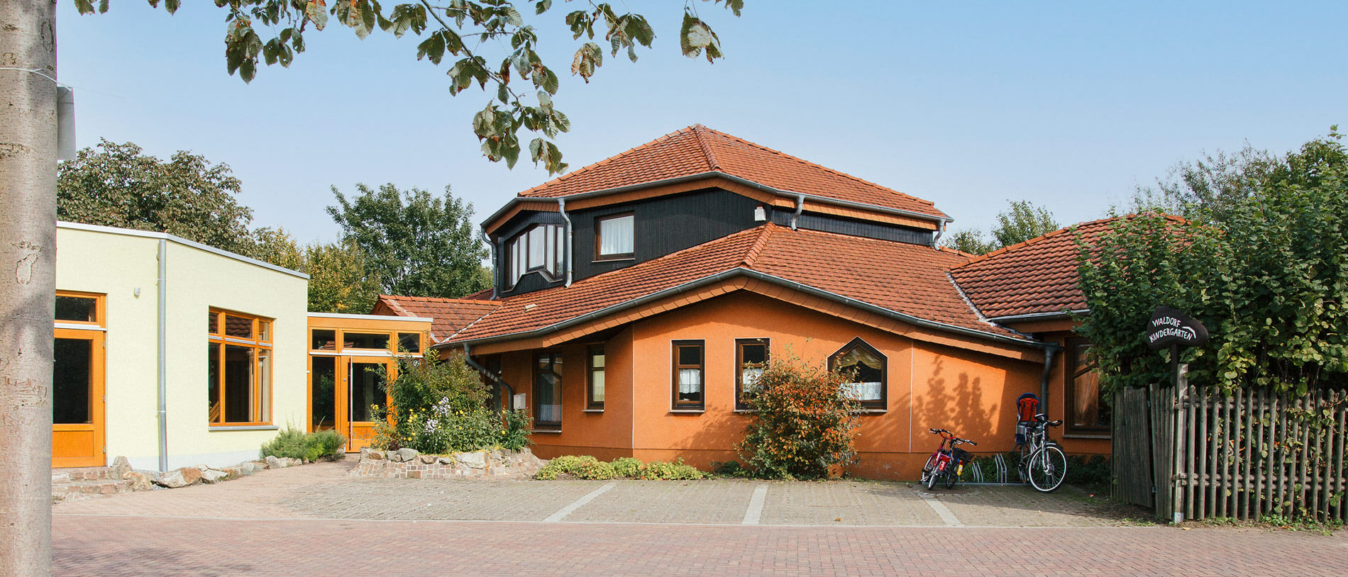 Waldorfkindergarten Dinslaken e.V. Waldorfkindergarten Dinslaken e.V.